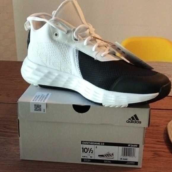 adidas OWNTHEGAME 2.0 - Picture 12 of 16